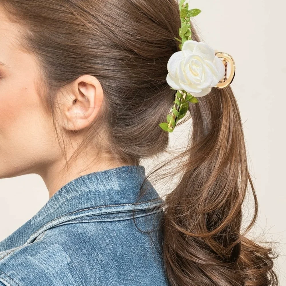 ITingstere 2 Piece Non-Slip Metal Butterfly Flower Clips
